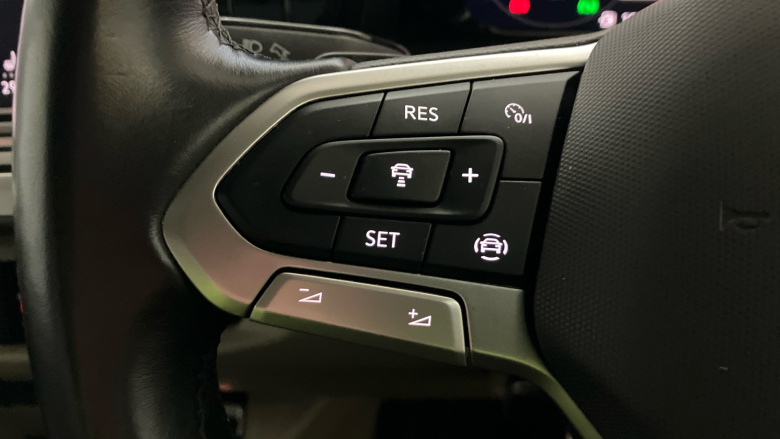 Volkswagen Multivan 2.0 TSI Style 5dr LWB DSG Petrol Estate